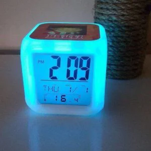 Set Reloj-despertador para personalizar con luces de colores