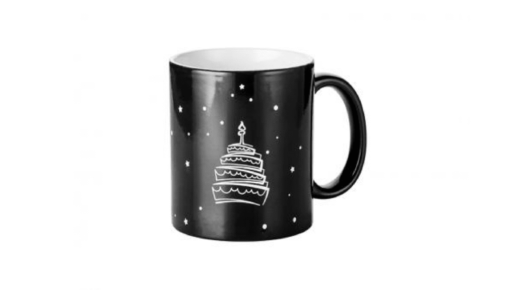 Taza mágica de cumpleaños personalizada