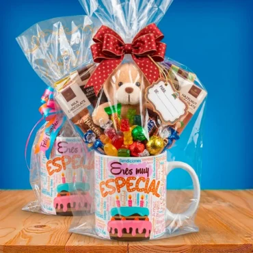 Taza de Cumpleaños Personalizada con Foto y Relleno de Dulces - Regalo Especial